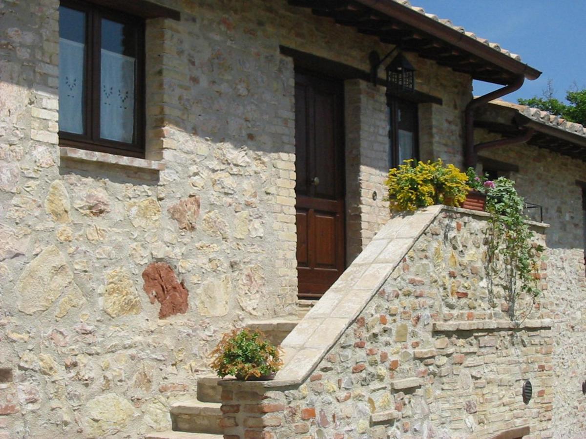 Girasole - Agriturismo Fogliani Giano dellʼUmbria Exterior foto